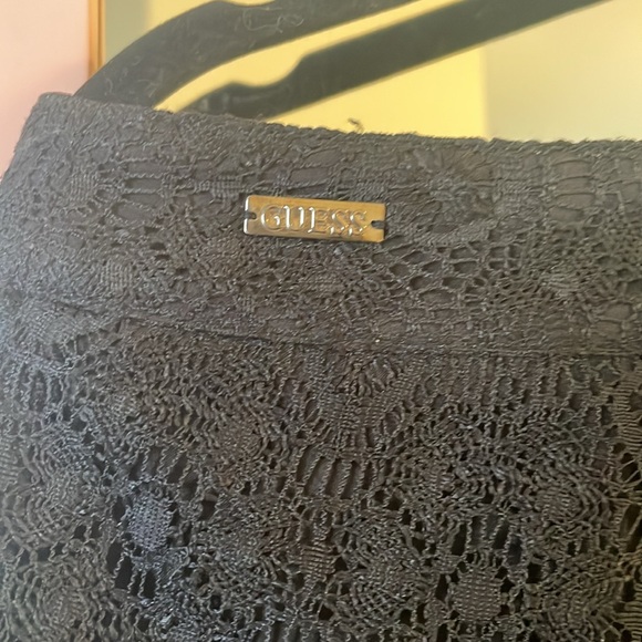 GUESS shorts - Picture 4 of 6